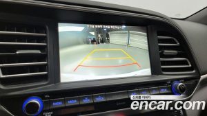 Hyundai AVANTE 1.6 2020 года из Южной Кореи