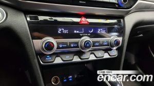 Hyundai AVANTE 1.6 2020 года из Южной Кореи