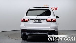 Mercedes-Benz GLC-Class GLC300e 4MATIC 2021 года из Южной Кореи