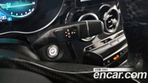 Mercedes-Benz GLC-Class GLC300e 4MATIC 2021 года из Южной Кореи