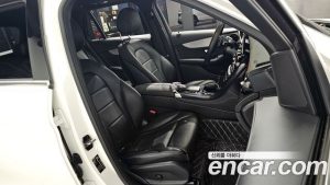 Mercedes-Benz GLC-Class GLC300e 4MATIC 2021 года из Южной Кореи