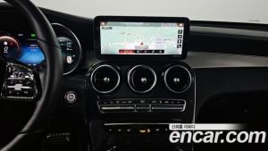 Mercedes-Benz GLC-Class GLC300e 4MATIC 2021 года из Южной Кореи