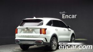 Kia Sorento Дизель 2.2 2WD 2021 года из Южной Кореи