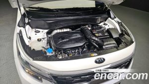 Kia Seltos Бензин 1.6 Turbo 2WD 2020 года из Южной Кореи