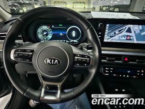 Kia K5 2.0 2021 года из Южной Кореи
