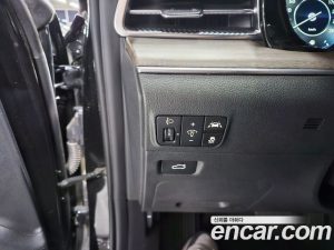 Kia K5 2.0 2021 года из Южной Кореи