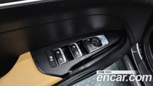 Kia K5 2.0 2020 года из Южной Кореи