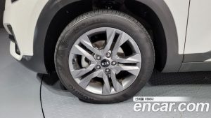 Kia Seltos Дизель 1.6 2WD 2020 года из Южной Кореи