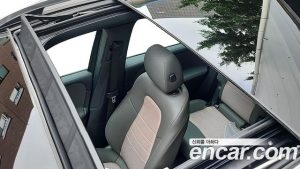 Mercedes-Benz EQB EQB300 4MATIC 2023 года из Южной Кореи