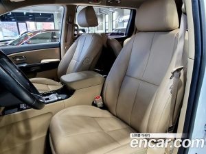 Kia Carnival 9-Seater Noblesse 2019 года из Южной Кореи