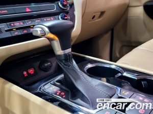 Kia Carnival 9-Seater Noblesse 2019 года из Южной Кореи