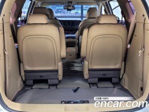 Kia Carnival 9-Seater Noblesse 2019 года из Южной Кореи