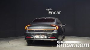 Hyundai Sonata 2.0 2020 года из Южной Кореи