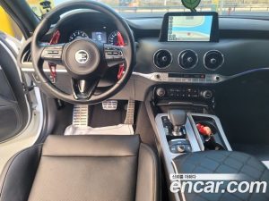 Kia Stinger 2.0 Turbo 2WD 2020 года из Южной Кореи