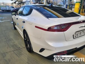 Kia Stinger 2.0 Turbo 2WD 2020 года из Южной Кореи