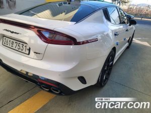 Kia Stinger 2.0 Turbo 2WD 2020 года из Южной Кореи