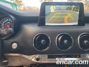 Kia Stinger 2.0 Turbo 2WD 2020 года из Южной Кореи