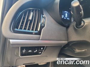 Kia Stinger 2.0 Turbo 2WD 2020 года из Южной Кореи