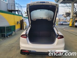 Kia Stinger 2.0 Turbo 2WD 2020 года из Южной Кореи