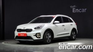 Kia Niro 1.6 HEV 2020 года из Южной Кореи
