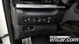 Kia Niro 1.6 HEV 2020 года из Южной Кореи