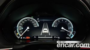 Genesis GV70 2.5T Бензин 2WD 2023 года из Южной Кореи