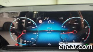 Mercedes-Benz GLB-Class GLB250 4MATIC 2023 года из Южной Кореи