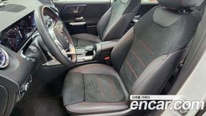 Mercedes-Benz GLB-Class GLB250 4MATIC 2023 года из Южной Кореи
