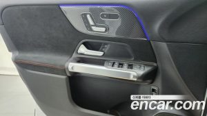 Mercedes-Benz GLB-Class GLB250 4MATIC 2023 года из Южной Кореи