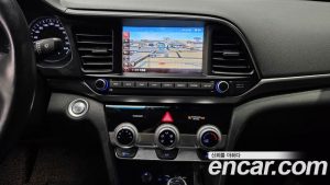 Hyundai AVANTE 1.6 2020 года из Южной Кореи