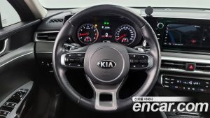 Kia K5 2.0 2020 года из Южной Кореи