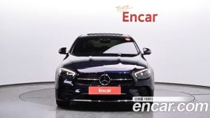 Mercedes-Benz E-Class E250 AMG Line 2023 года из Южной Кореи