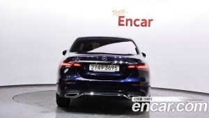 Mercedes-Benz E-Class E250 AMG Line 2023 года из Южной Кореи
