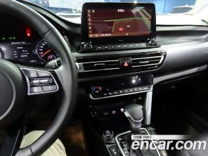 Kia Seltos Бензин 1.6 Turbo 2WD 2020 года из Южной Кореи