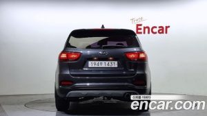 Kia Sorento Дизель 2.0 2WD 2020 года из Южной Кореи
