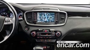 Kia Sorento Дизель 2.0 2WD 2020 года из Южной Кореи