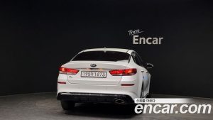 Kia K5 2.0 2020 года из Южной Кореи