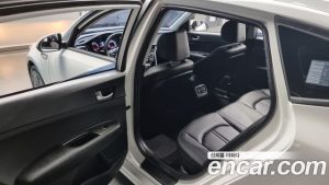 Kia K5 2.0 2020 года из Южной Кореи