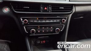 Kia K5 2.0 2020 года из Южной Кореи