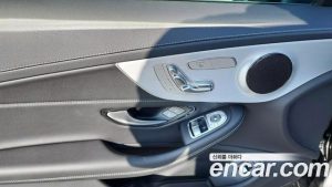 Mercedes-Benz C-Class C200 Coupe 2023 года из Южной Кореи