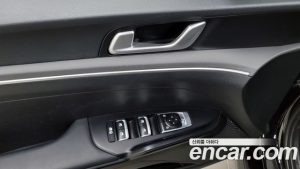 Kia K5 2.0 2021 года из Южной Кореи