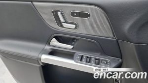 Mercedes-Benz EQB EQB300 4MATIC AMG LINE 2023 года из Южной Кореи