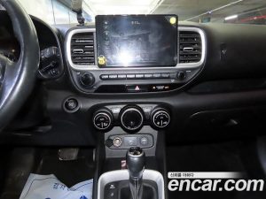 Hyundai Venue 1.6 Modern 2020 года из Южной Кореи