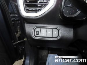 Hyundai Venue 1.6 Modern 2020 года из Южной Кореи