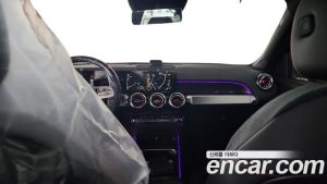 Mercedes-Benz GLB-Class GLB250 4MATIC 2023 года из Южной Кореи