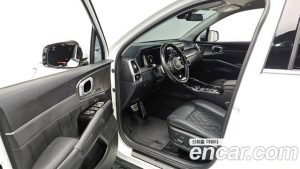 Kia Sorento Дизель 2.2 2WD 2022 года из Южной Кореи