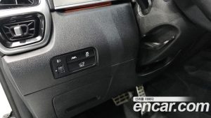 Kia Sorento Дизель 2.2 2WD 2022 года из Южной Кореи