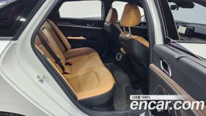 Kia K5 Signature 2020 года из Южной Кореи