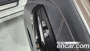 Kia K5 Signature 2020 года из Южной Кореи