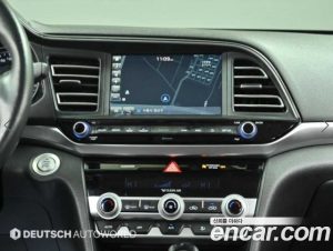 Hyundai AVANTE 1.6 2020 года из Южной Кореи